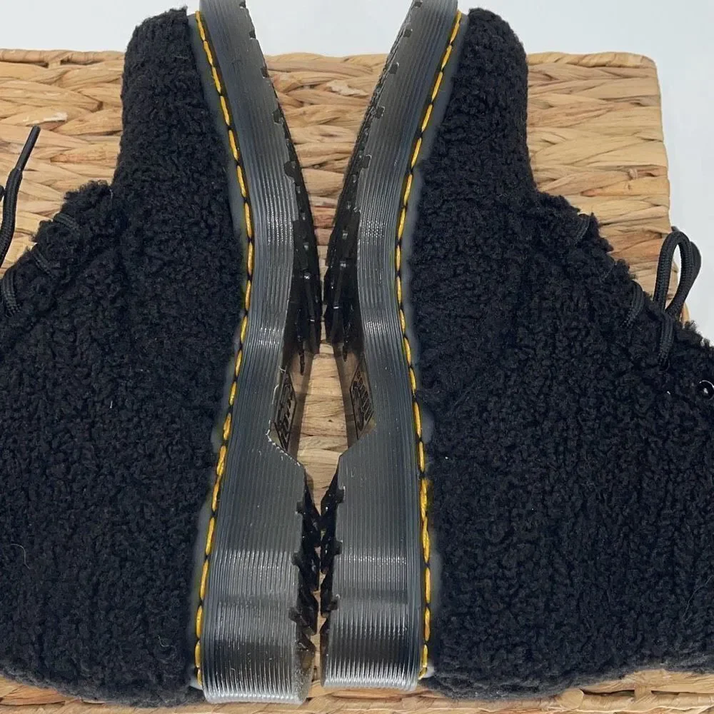Dr. Martens 1460 PASCAL WOMEN'S FAUX SHEARLING BOOTS Size 7‎ Black